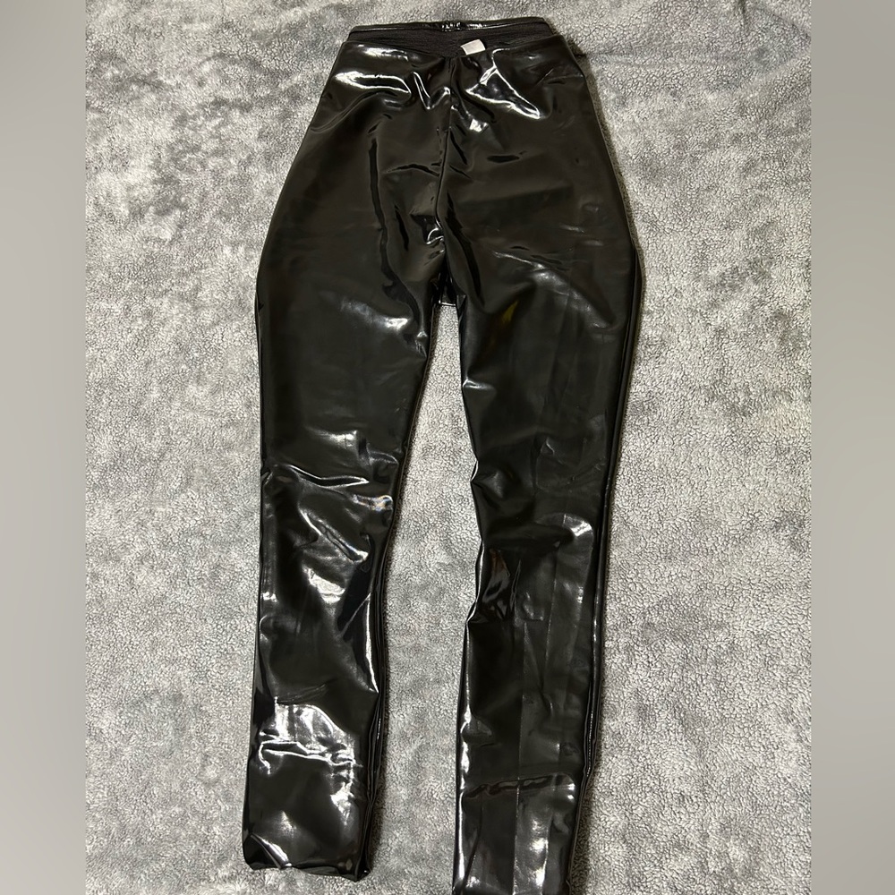 H&M tights black, size 6, latex and shiny